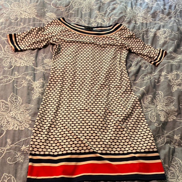 Connected Apparel Size 6 dress - Picture 1 of 4